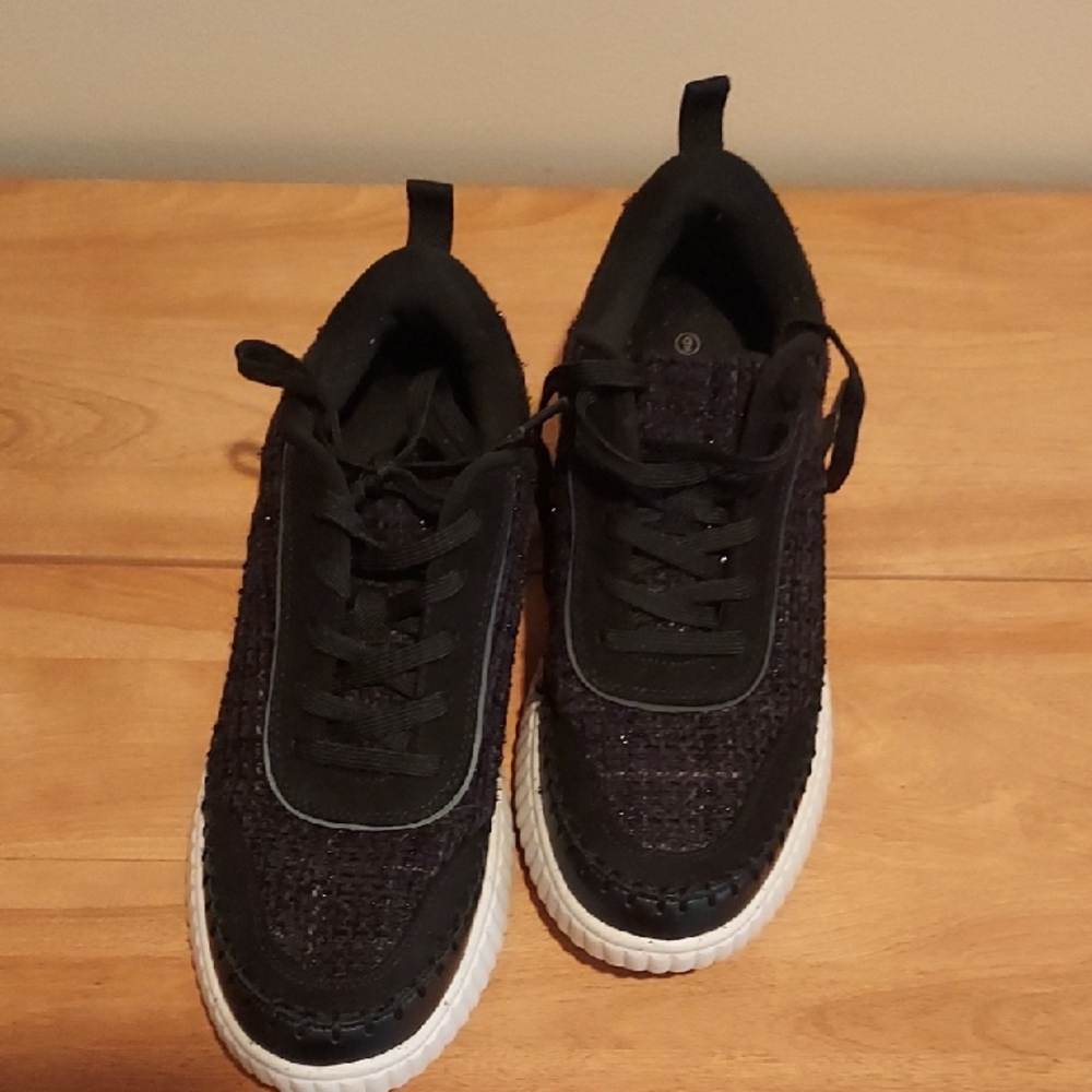 Dream Pairs Stylish Black Women's Sneakers